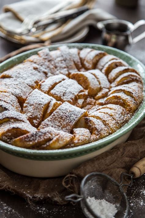pumpkin bread pudding with maple rum raisin syrup - Jelly Toast | Recipe | Pumpkin bread pudding ...