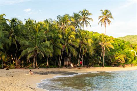 Everything to know about beaches in Taganga, Colombia