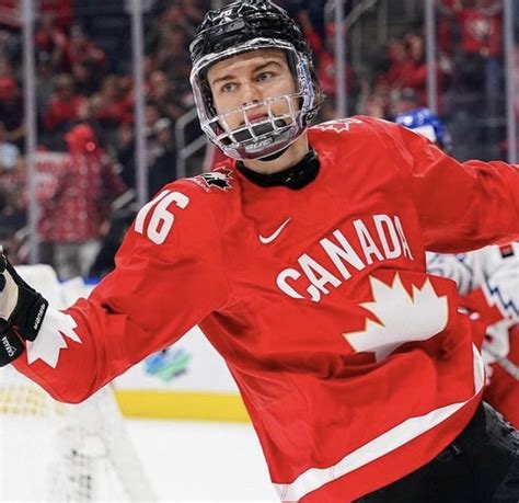 Connor Bedard | Team canada hockey, Hockey players, Canada hockey