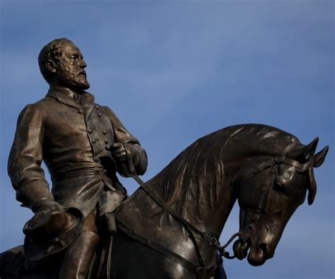 Robert E. Lee Statue Will Remain Standing in Richmond Through October ...