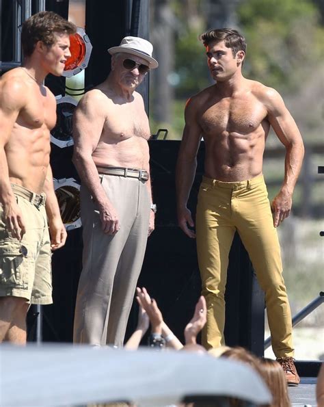 Celebrities Male, Celebs, Zach Efron, Hot Men Bodies, Shirtless Men, Male Physique, Men Looks ...