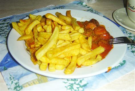 Currywurst & Pommes Frites | Location: Eisdom Leipzig, Germa… | Flickr