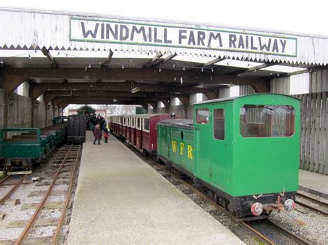 Narrow Gauge Railways UK: Windmill Farm Railway