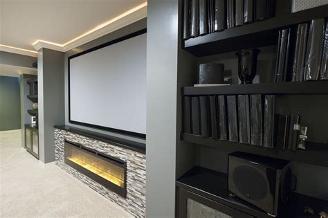 basement projector wall - Google Search | Basement tv rooms, Basement ...