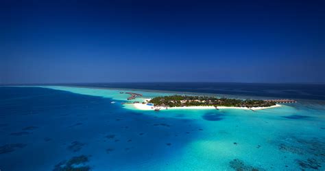 Dreaming a week away at a Luscious Maldives Resort | Well Known Places