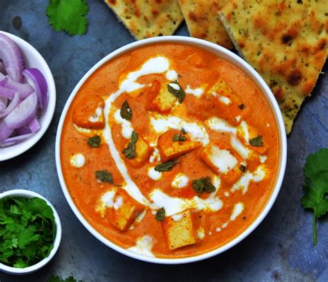 Paneer Makhani Recipe (Paneer Butter Masala) - Flavours Treat