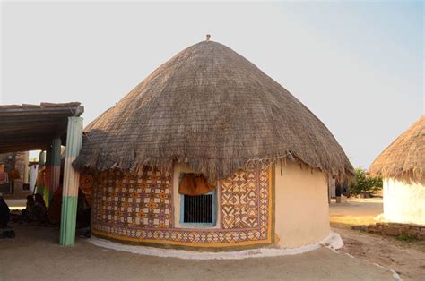 D'source Design Gallery on Habitats of Kutch - Bhunga - Uniquen Traditional Houses from Gujrat ...