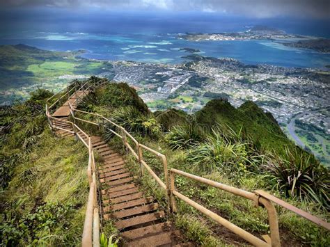 The View of Haiku Stairs, Stairways To Heaven Stock Photo - Image of ready, honolulu: 242731686