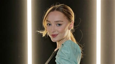 Phoebe Dynevor's boyfriend, family: what to know about her | My ...