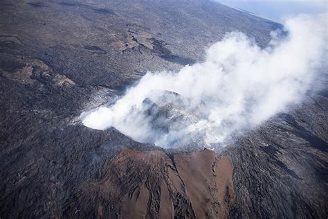 Volcanoes Adventure Tour From Kona 2024 - Big Island of Hawaii