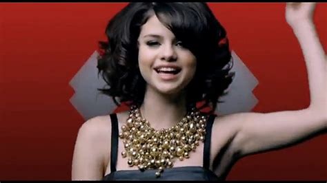 Selena Gomez - Naturally - video Dailymotion