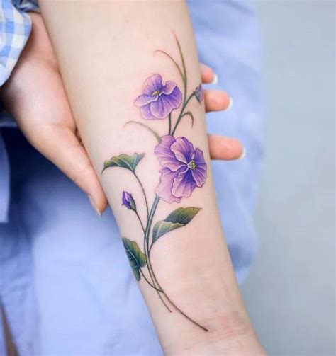 Violet Flower Tattoos: Embodying Beauty, Symbolism, and Enchantment | Art and Design