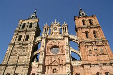 A Tourist Guide to León, Spain: 10 free things to do in León ...