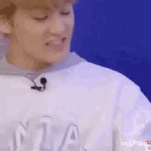 Mark Nct Nct Mark GIF - Mark Nct Nct Mark Throwing Up - Discover ...