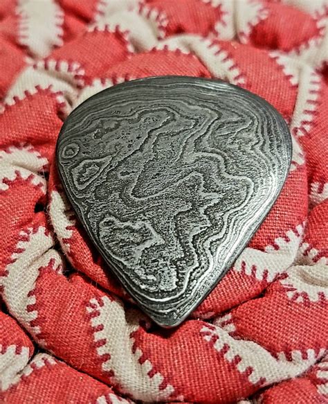 Custom Damascus Steel Guitar Pick Plectrum Electric Guitar | Etsy