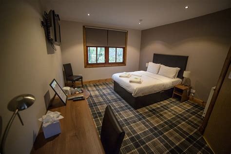 THE DROVERS INN - Updated 2023 Reviews (Arrochar, Scotland)