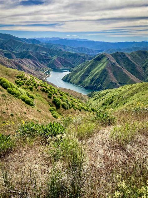 Hiking in Idaho: 15 Best Trails for Every Level - Go Wander Wild