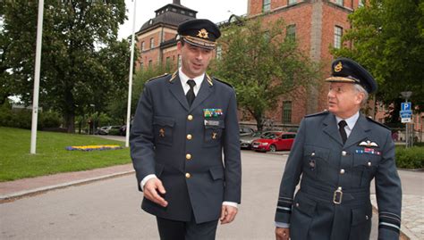 NATO - News: Le directeur général de l’État-major militaire ...