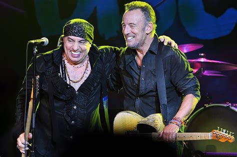 Bruce Springsteen Makes Surprise Appearance With Little Steven and the ...