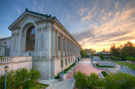 √100以上 old library exterior 343721-Old library exterior