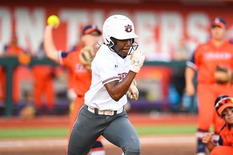 Auburn softball eliminates Cal State Fullerton in NCAA Regional - al.com