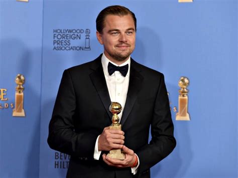 LEONARDO DICAPRIO FINALLY WINS AN OSCAR!!! - The HotJem