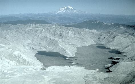 Spirit Lake - Damaged by Volcanic Eruption