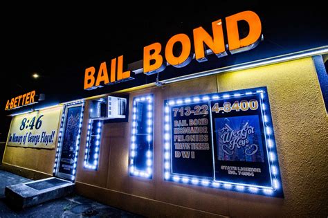 Harris County commissioners aim for bail bondsmen to require 10 percent minimum on surety fees