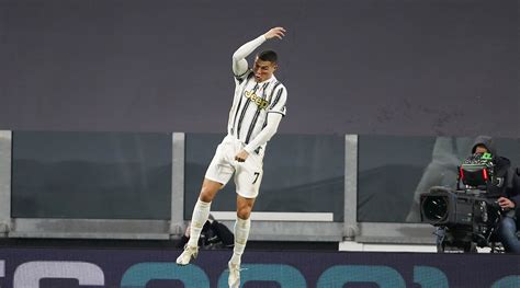 Watch: Cristiano Ronaldo scores twice as Juventus beat Cagliari | Football News - The Indian Express