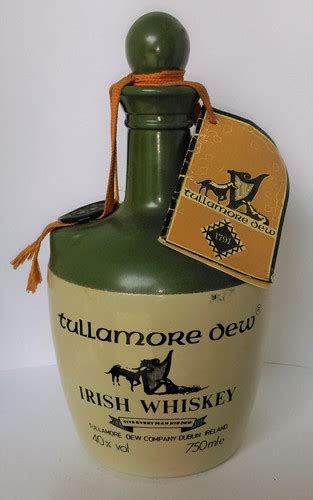 Tullamore Dew Blended Irish Whiskey Crock 1970s, 750ml | Jwcharterhouse