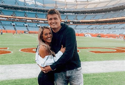 Look: Drew Lock's beautiful girlfriend Natalie Newman spotted at Broncos-Titans game - Swipe Sports