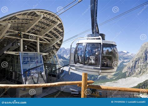 Detail of Cable Car Gear . Courmayeur Valley Editorial Photo - Image of courmayeur, backpack ...