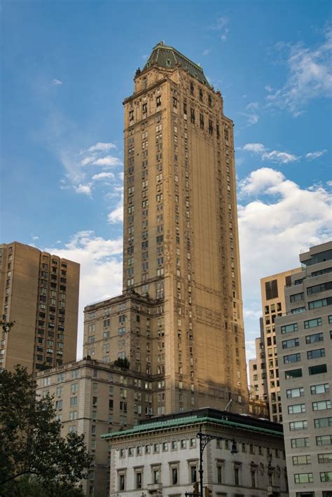 Hotel Pierre (Manhattan, 1930) | Structurae