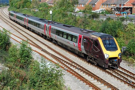 BRITISH RAIL CLASS 220 "Voyager" is a class of diesel-electric high ...