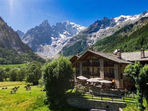 AUBERGE DE LA MAISON - Prices & Hotel Reviews (Courmayeur, Italy) - Tripadvisor