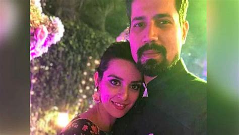 Ekta Kaul Confirms Pregnancy With Actor-Husband Sumeet Vyas In A Sweet ...