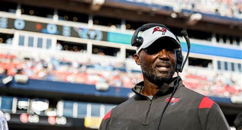 Buccaneers Coach Todd Bowles Earns Bachelor’s Degree from Mount St. Mary’s University | Mount St ...