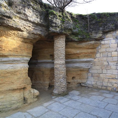 Odessa catacombs tour - Wonders of Ukraine