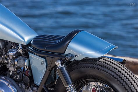 Ocean Breeze: A custom Triumph Bonneville T100 by Heiwa MC | Bike EXIF