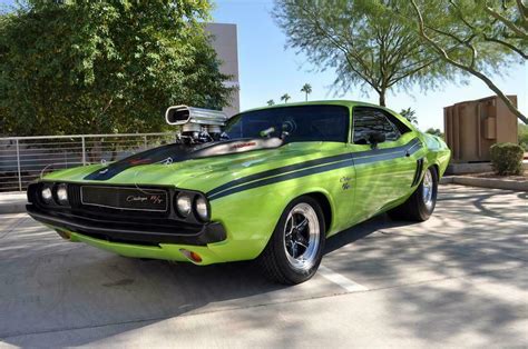 1970 DODGE CHALLENGER CUSTOM 2 DOOR COUPE