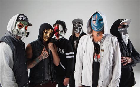 Hollywood Undead – Hollywood Undead Masks Through The Ages (Feature) | Genius