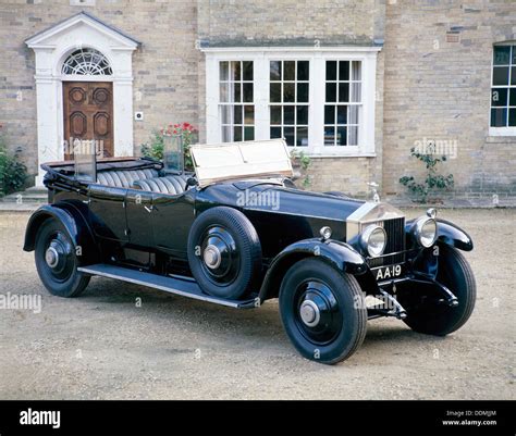 Rolls royce phantom 1925 hi-res stock photography and images - Alamy