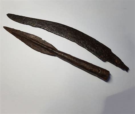 Iron age Thracian-Greek iron sica knife and spear - Sica 28 cm (2) - Catawiki