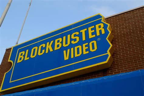 The Last Blockbuster Video Store On Earth Has An Absolutely Hilarious Twitter Feed - Maxim