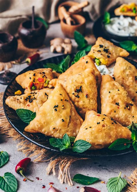Vegan Samosa Recipe (Crispy Indian Punjabi) - Bianca Zapatka | Recipes