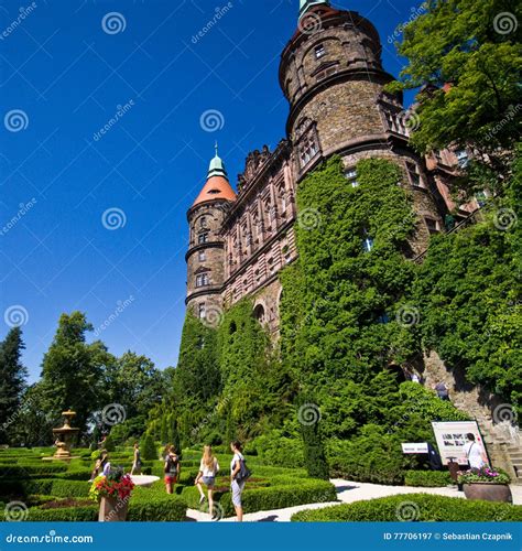 Gardens of Ksiaz Castle editorial photography. Image of landmark - 77706197