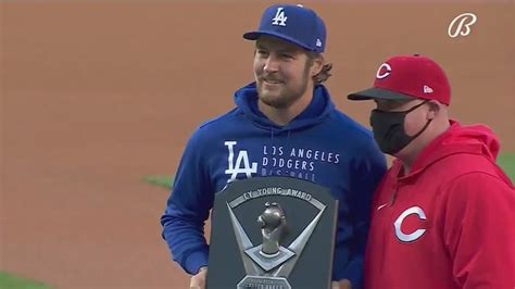 Los Angeles Dodgers ace Trevor Bauer receives Cy Young Award | FOX 11 ...