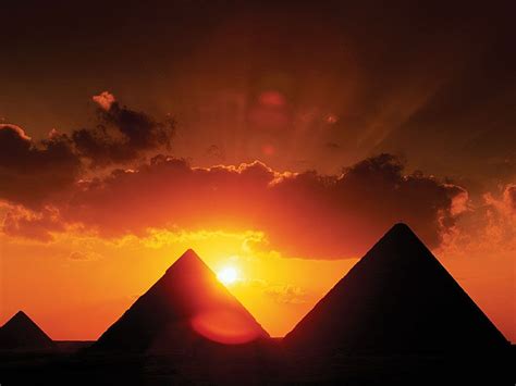 Pyramids of Giza Facts | Britannica