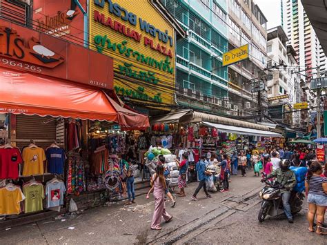 Discover Pratunam Market – Chatrium Grand Bangkok