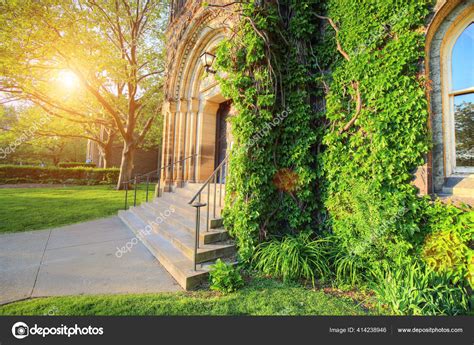 University Toronto Campus Stock Photo by ©eskystudio 414238946